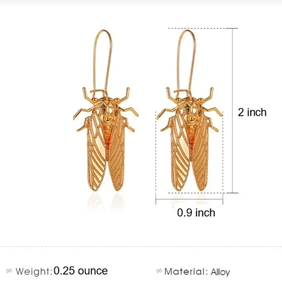 Vintage golden Roach bug Insect Pendant Drop Earrings - Unique Insect Decor - Picture 4 of 4